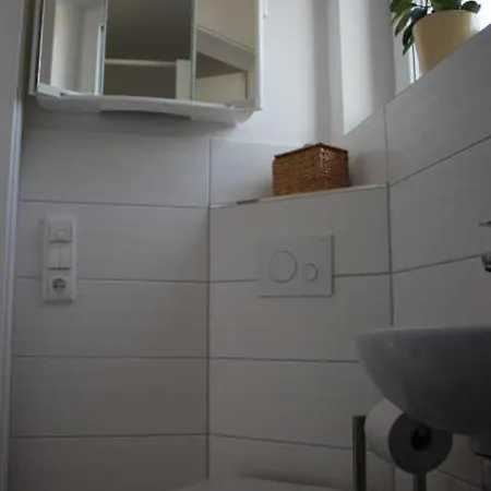 民宿 Kettling, Michael